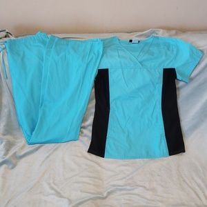 Cherokee Turquoise Scrub set